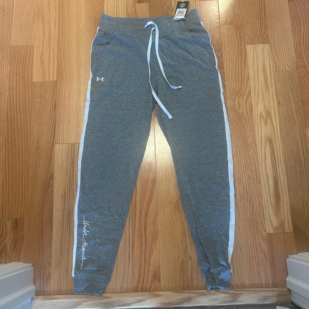 Under Armour Women’s Gray Joggers